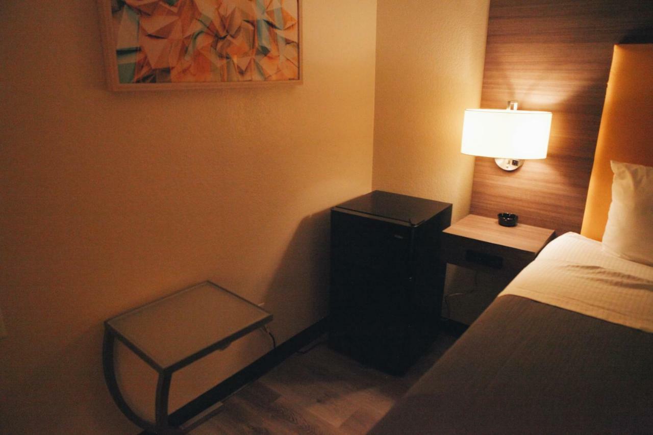 All Seasons Inn & Suites Memphis Bagian luar foto