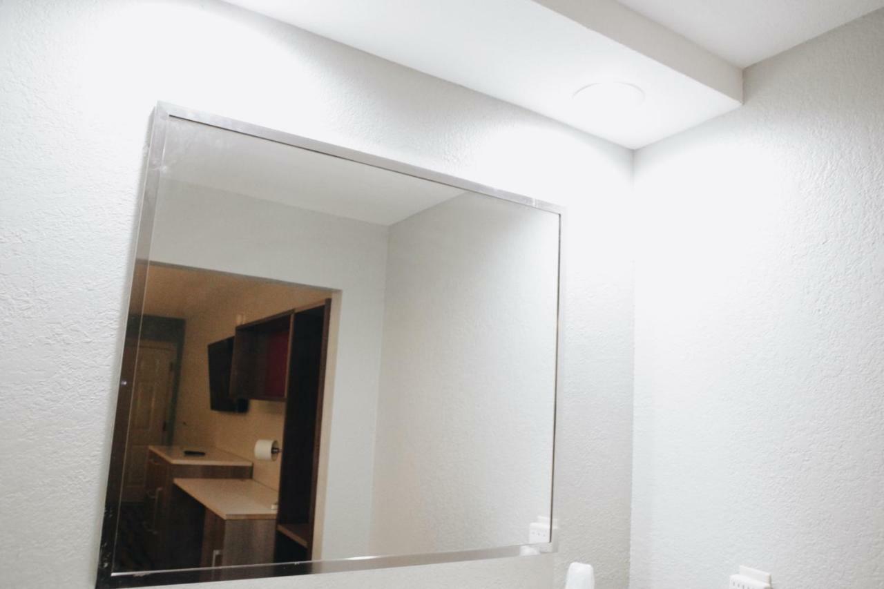 All Seasons Inn & Suites Memphis Bagian luar foto